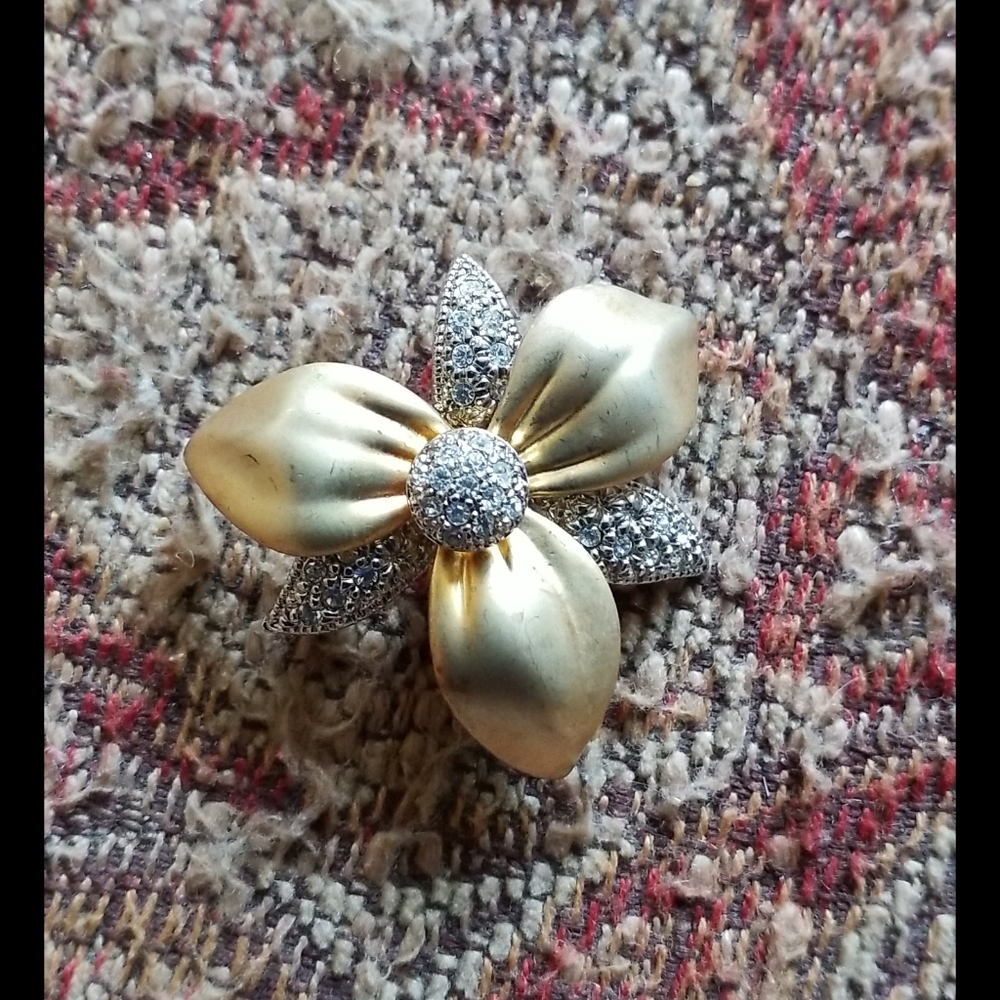 Swarovski Orchid Brooch - Picture 12 of 14